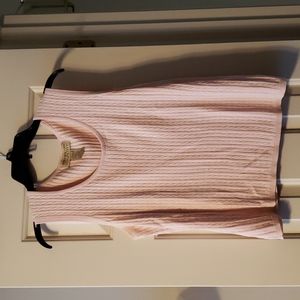 Jones New York Country Pink Sleeveless Sweater. Size L
